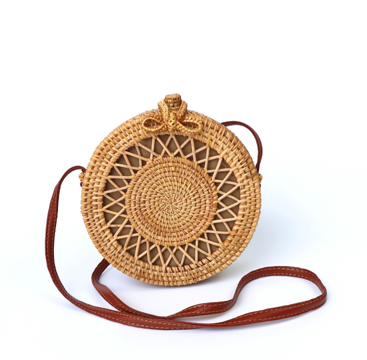 Round straw bag